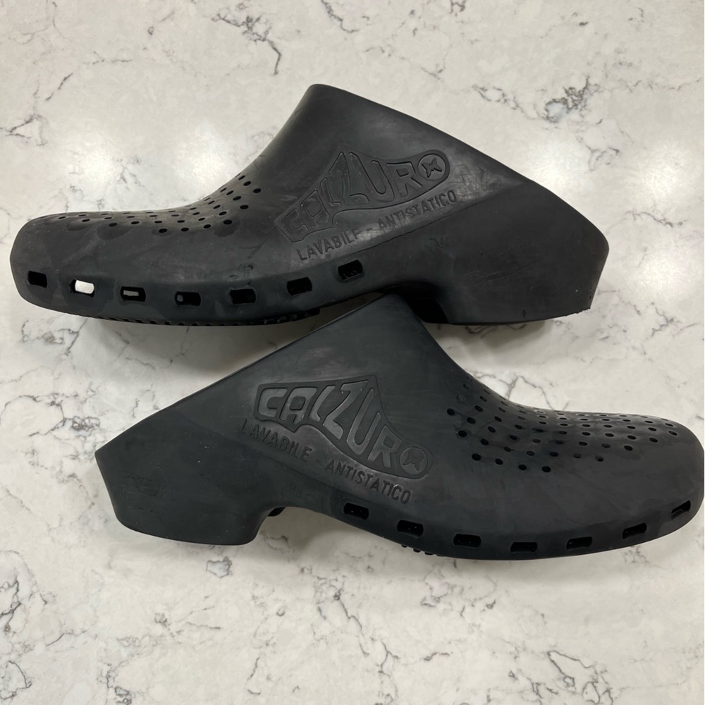 Black Calzuro Classic with Holes